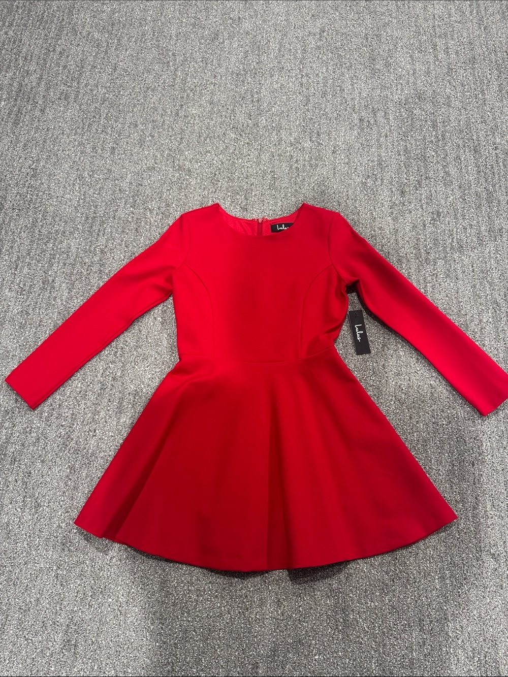 NWT Lulu’s Red Long-Sleeve Fit & Flare Dress Sz M